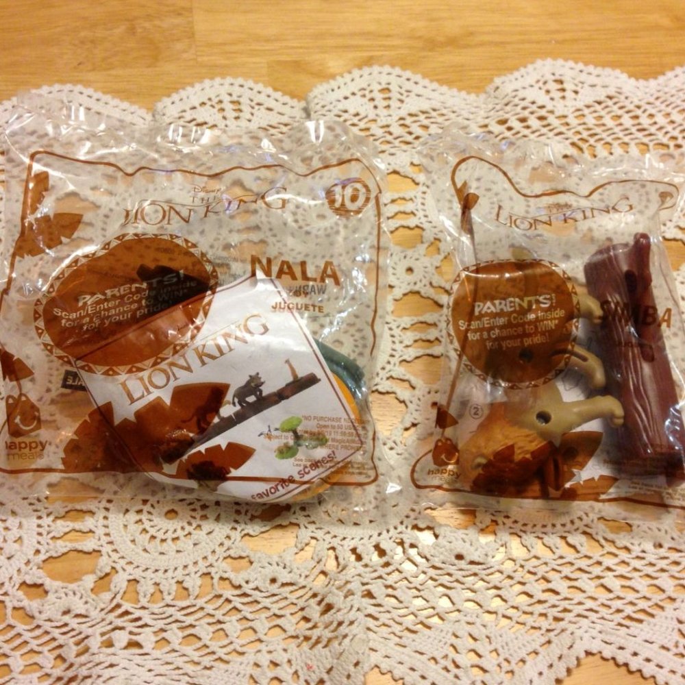 McDonald's Happy Meal Toy Lion King Nala and Simba collectible figures